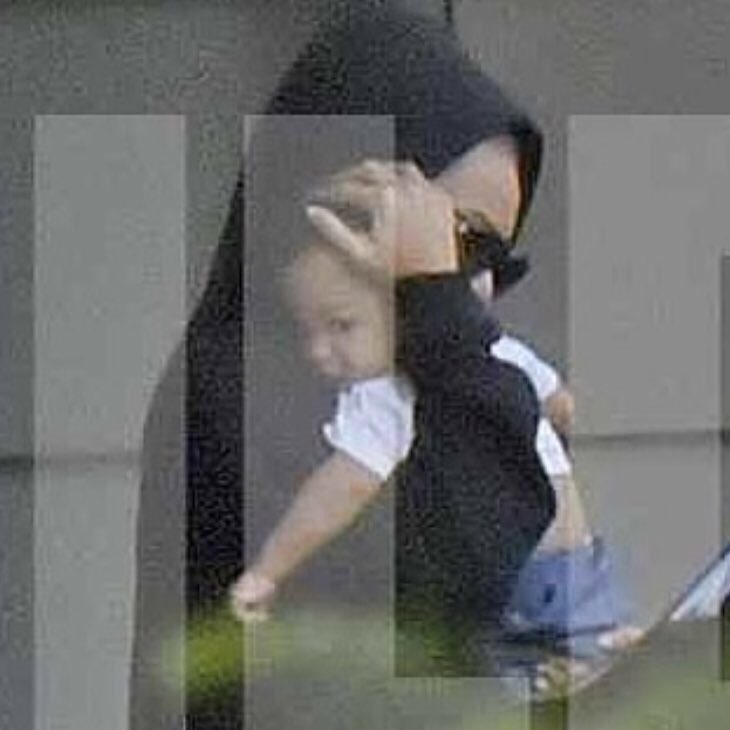 caIImemyron's tweet image. UPDATE: Sir Carter was taken to a Berlin hospital today immediately after landing in Germany after suffering from an anxiety attack from the noise of the plane, sources claim. Thank God he is alright❤️