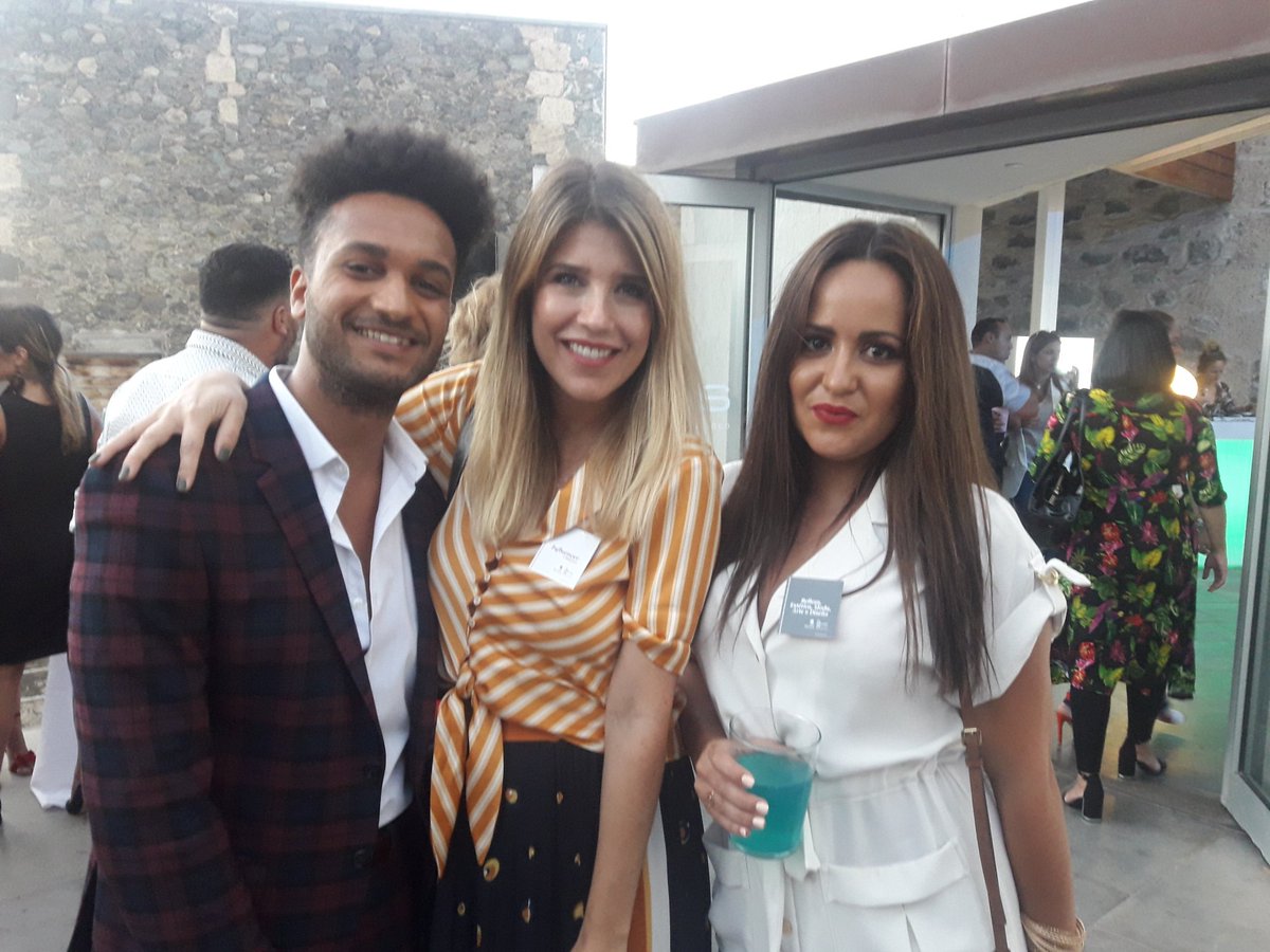 Hypergeek_es's tweet photo. Momentos... #TheInfluentialDay📸🍺 https://t.co/z0ZLT20p1Q