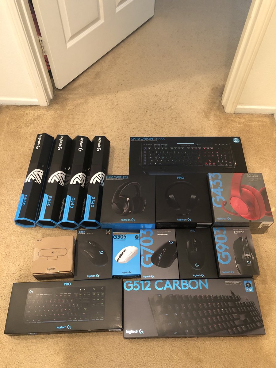 Vsnz I Had A Crappy Morning Until I Came Home To A Big Box Of Goodies Thanks Fam For These Shoutout To Tsm Logitech
