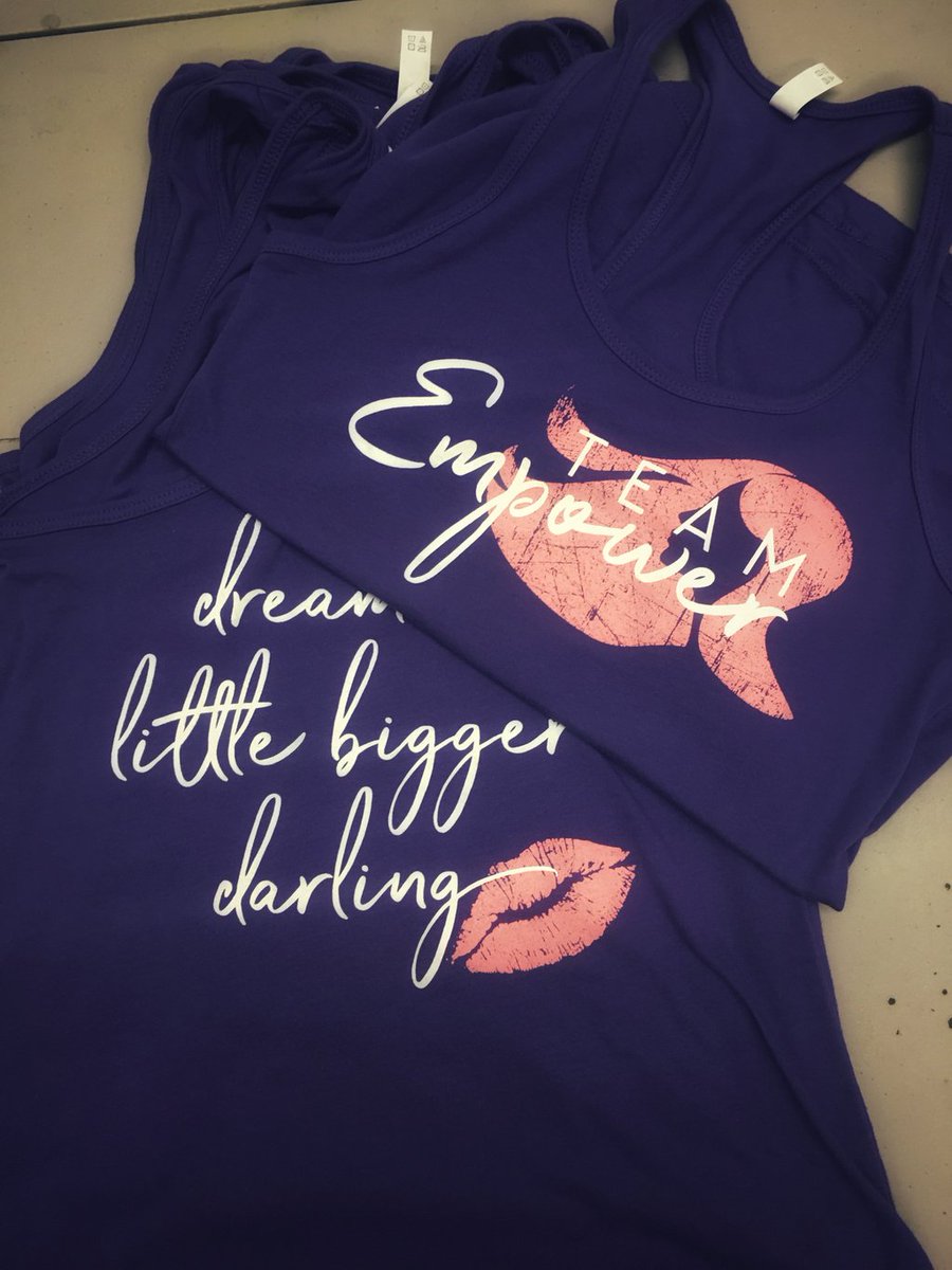 Summer is heating up!🔥🔥

Printing some cool racerbacks for a fundraiser where hair stylists are volunteering to be outside all day on Saturday cutting hair for charitable donations. #thinkcoolthoughts #charity #100degreeheat

#beachlife #wilmington #screenprintinglife