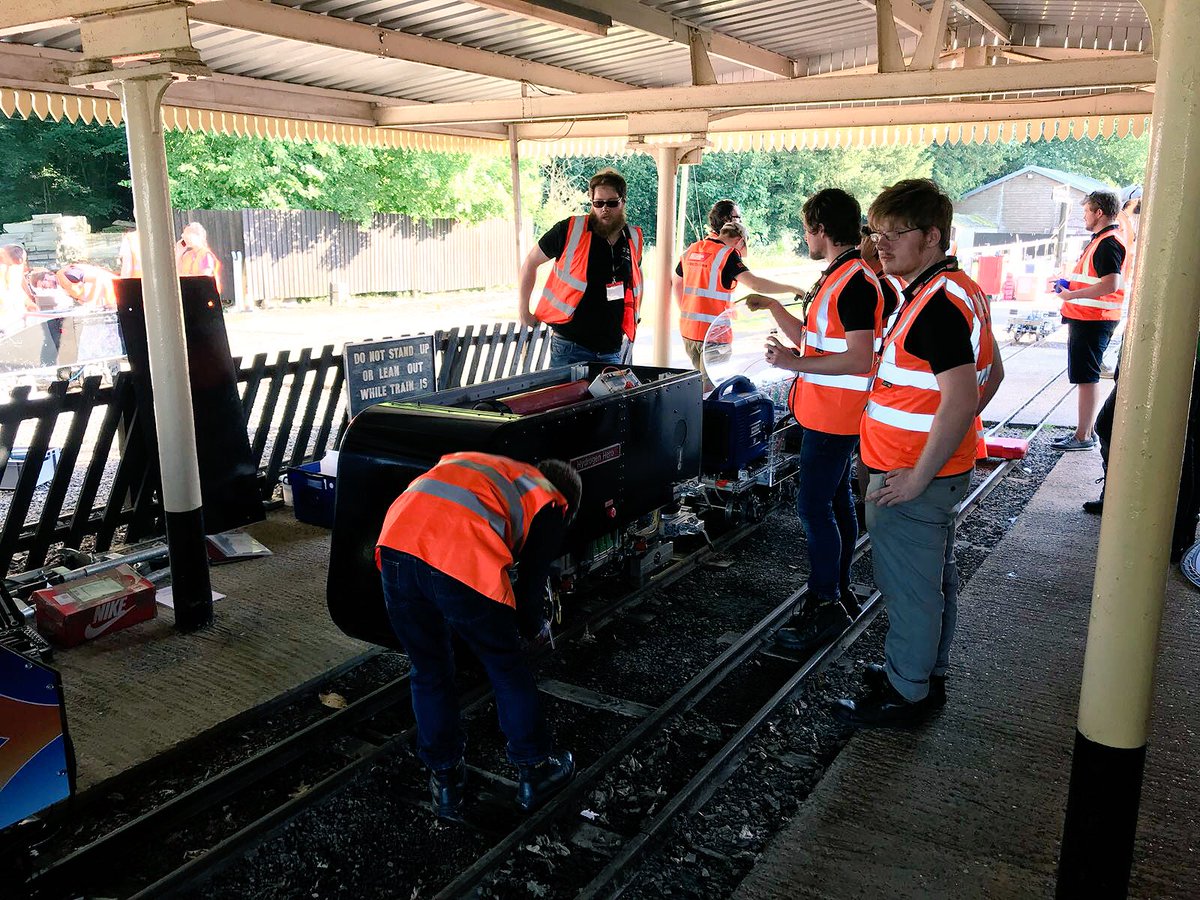 UoBLocoTeam18's tweet photo. #IMechERailwayChallenge setup at #StaplefordRailway! @Staplefordtrain @RailwayCImeche @bcrre https://t.co/BTvdX2Mifa