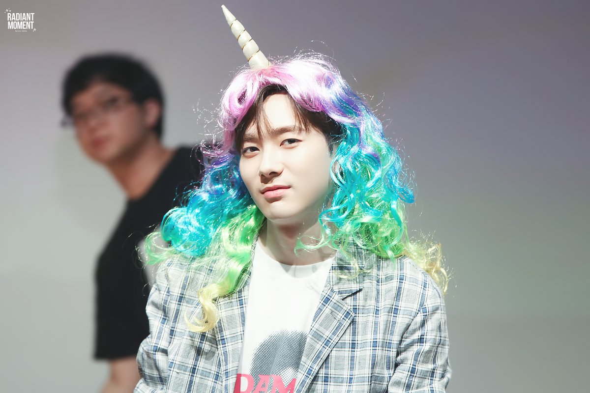 nuestaronFR's tweet photo. [PHOTOS HD] 270618 || Aron au Fansign à Gangnam

_
cr: RADIANT_ARON
 ⚠️ NE PAS EDITER, NE PAS SUPPRIMER LE LOGO ⚠️
#NUEST_W #뉴이스트W #WHO_YOU #Dejavu #Aron #아론 https://t.co/V1a1xNZRBh