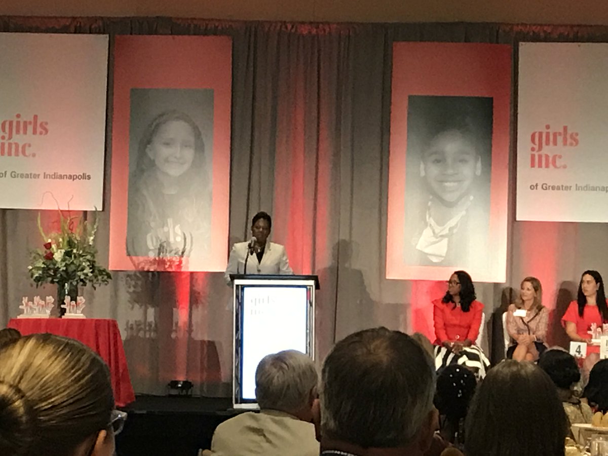 KristenPBasu's tweet photo. Inspired by @GirlsIncIndy and the strong, smart, bold girls it serves who will be the leaders of tomorrow. Congrats to the #touchstone2018 honorees! #learnlead https://t.co/QQ4AQfTESU