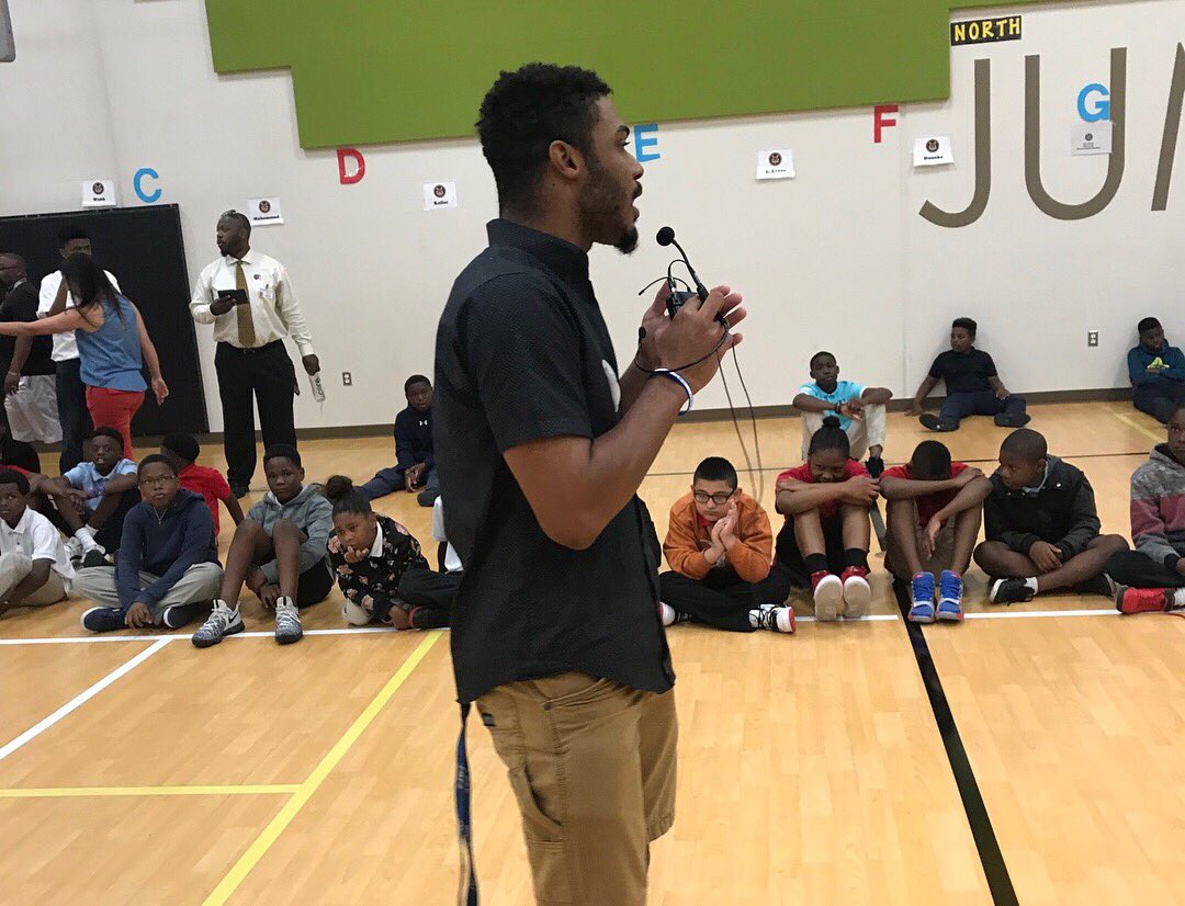 fslattamuc's tweet photo. We have the power to influence the next generation. Our NPHC recently vised schools in the DFW area. They got to speak about what Greek life is and how it effects our lives. #livingourvalues #tamucgreeks https://t.co/rGfpA7dDuv