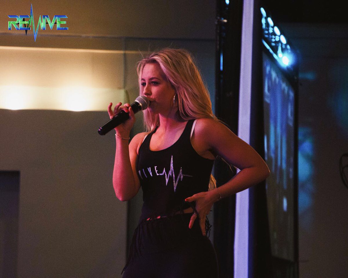 Been working hard and loving teaching with Revive Dance convention these  past 6 months. Being able to teach and give back what ive learned to young  talented minds is so fullfilling!, image size:1200x960