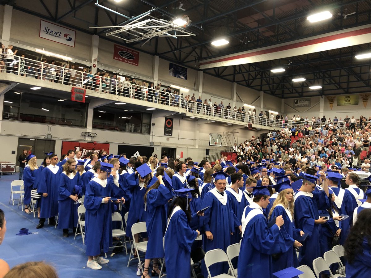 Class of 2018. Congratulations, it’s been a long journey. Good luck as you move on to the next stage of your life whatever that may be. We have enjoyed having you at REC and you will be truly missed! You did it! 👩‍🎓 👨‍🎓 🐻