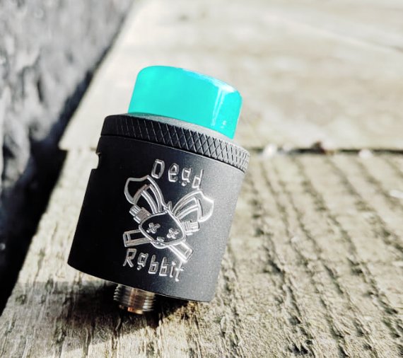 Omvapors's tweet image. The HellVape Dead Rabbit RDA is a fully comprehensive rebuildable atomizer, featuring an elevated &quot;postless&quot; quad terminal build deck with diagonal dual slotted top-side airflow design. 
#hellvape #deadrabbitrda #omvapors #cloudchasing #omvape

omvapors.com/Dead-Rabbit-RD…