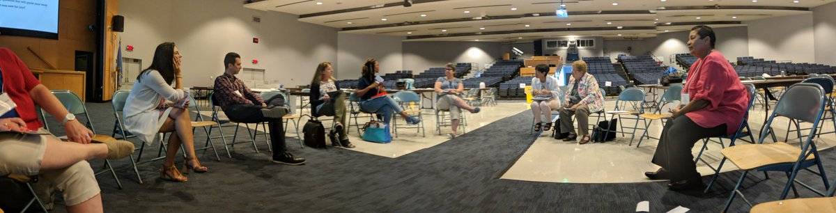 MrSorensen805's tweet photo. Debriefing after a great day at #QFTcon! #qft https://t.co/7YpO9wWfm9