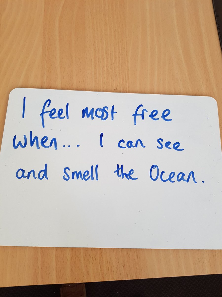 BeaufortLitera1's tweet photo. Mrs McCrae wants to be near the sea too! #NationaWritingDay #Ifeelmostfreewhen https://t.co/AX1KaWGtj2