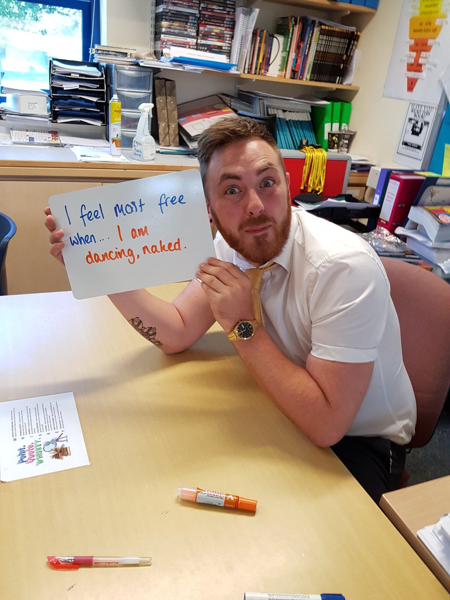 BeaufortLitera1's tweet photo. You can always rely on Mr Pearce for his honesty!! #NationalWritingDay #Ifeelmostfreewhen #freedom #honesty #Englishteacher https://t.co/huEB4vCCW2