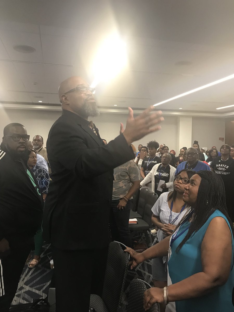 chakadorcean's tweet photo. Phenomenal 3 Day School of the Prophets with Prophet Todd Hall! I have been attending Full Gospel since 2008 and so excited about this office being added!! Prophet Hall taught about The 3 C’s  this week...Character, Company &amp; Currency #LiveFull . @RicardoDorcean  @praiseologist https://t.co/rAwGEN803D