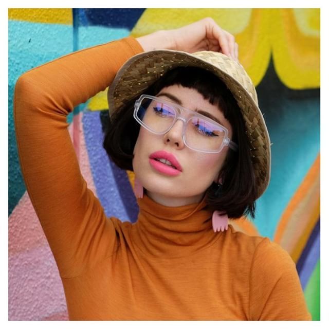 btuckermaneye's tweet photo. Finishing the week off with VUE DC style!
.
#btuckerman #uniqueeyewear #eyewear #beunique #shoplocal #buyindependent #columbus #grandview #ohio #sunglasses #glasses #independent #handmade #fashion #style #optician #gorgeousglasses #vuedc https://t.co/r8fvdgLsDo https://t.co/R8KDAJJSYd