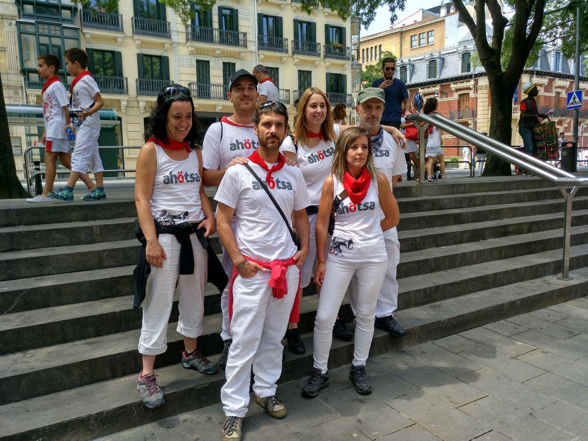 AhotsaInfo's tweet photo. Audiencia Nacionaleko Fiskaltzak terrorismoa goratzeagatik ikerketa abiatu du https://t.co/6KtRqWMeHB-ren aurka 
https://t.co/QkwIkO8A9X https://t.co/cZI5ucNb61