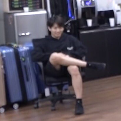jeongmilk's tweet photo. not forgetting the audience at the back 💕❣️❤️💖💘💞💗💓💘💜💗💖💕💛💝💓💗💕 https://t.co/7SDRm6r3ju