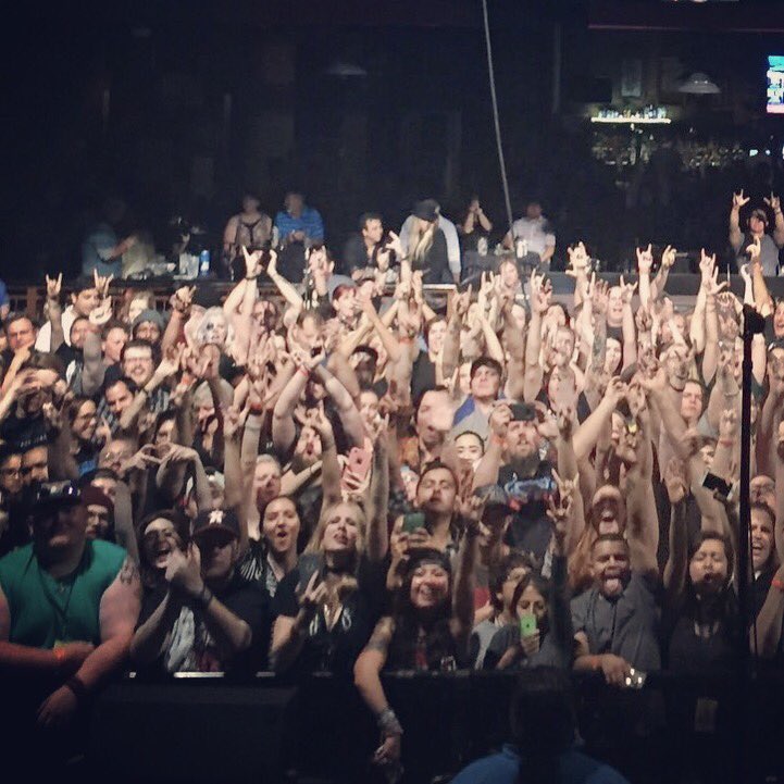 BhadGalRhe's tweet photo. Been here since the beginning in the “blender” days & the Veronica’s tour! be here till the end! 🔥 ready for the new music era begin! (I showed you my tattoo of “Pretty Reckless” on my wrist!) @taylormomsen #TPR #goingtohell #whoyousellinfor #lightmeup #hitmelikeamanEP https://t.co/lLuVfYTeyc