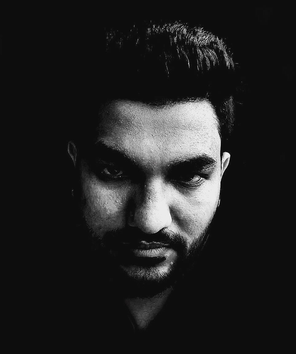 jonayed_'s tweet image. Black is the best Color but no one can know it is #black &amp;amp; #white