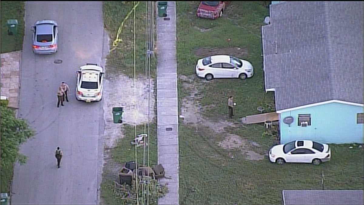 Police investigate shooting in southwest Miami-Dade bit.ly/2LbhQwm?utm_so… https://t.co/9q89nW6U2P