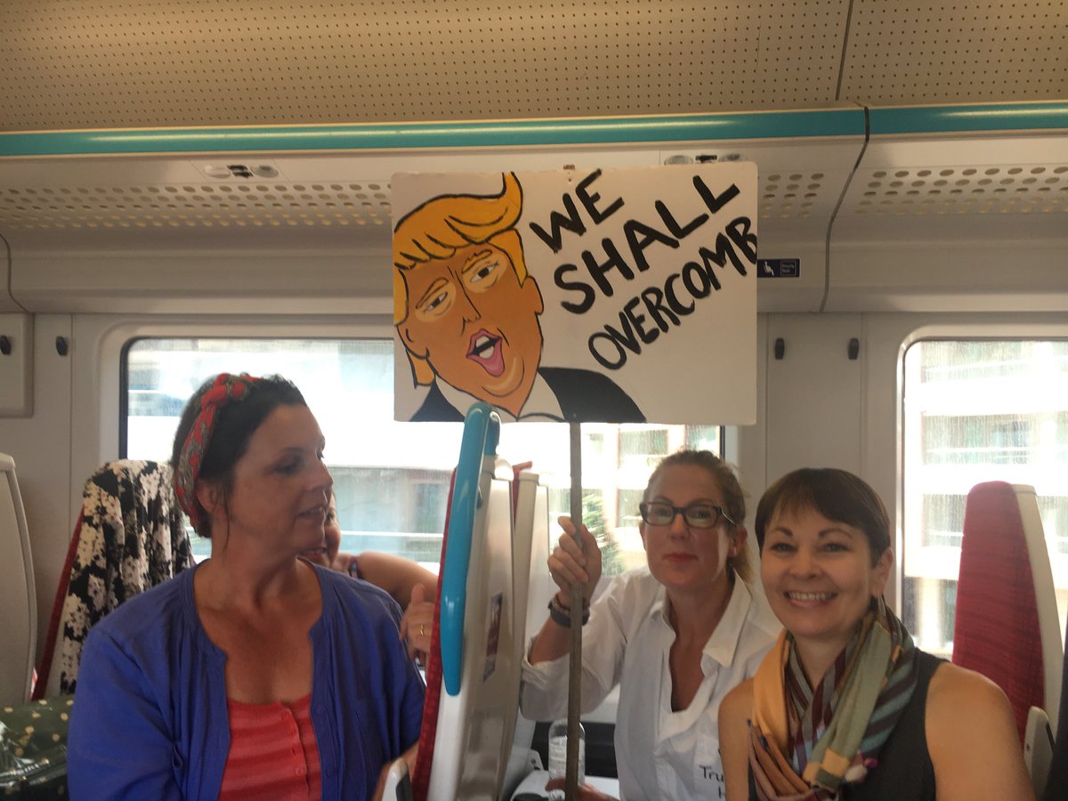 CarolineLucas's tweet image. Particularly love this one :) #StopTrump #Brighton