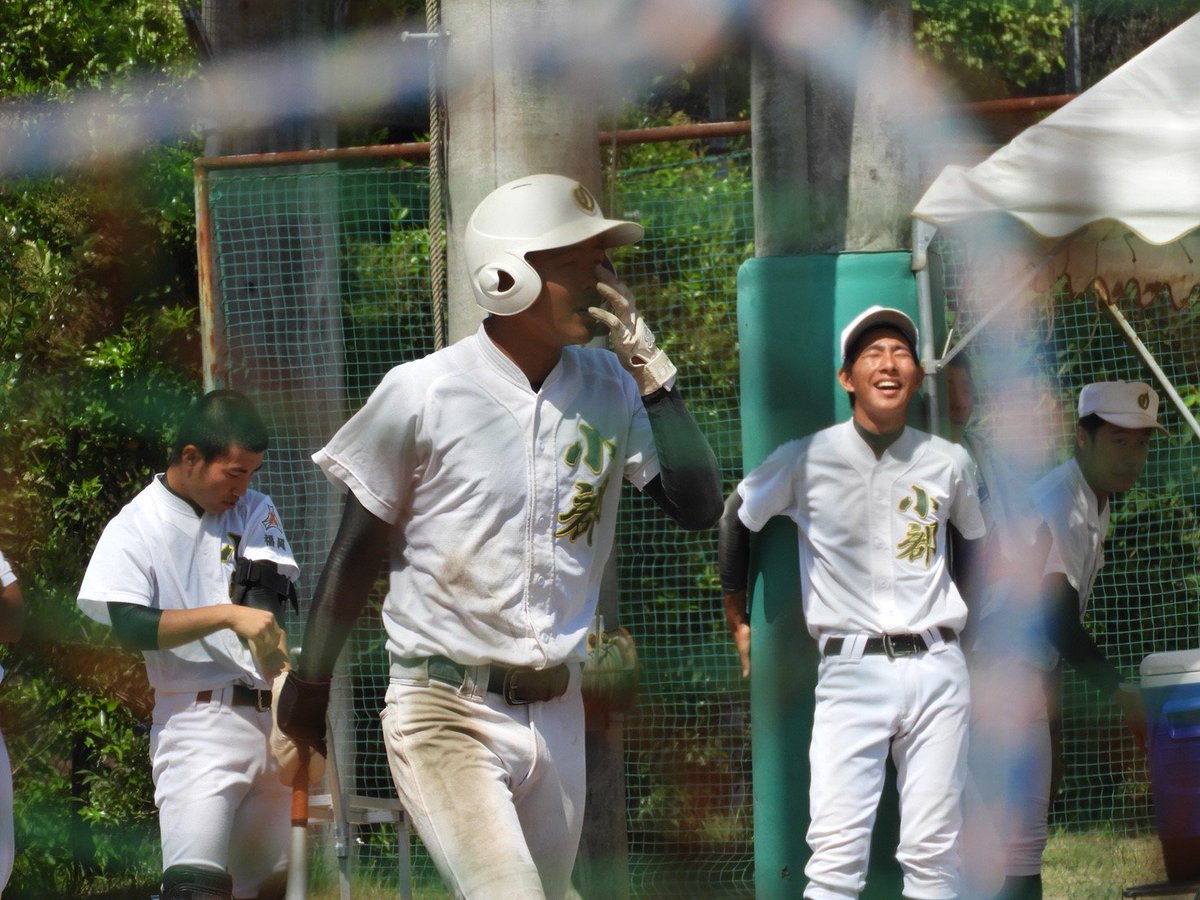 Nina_coffee's tweet photo. 7月13日 野球部を引退しました。
高校生活のほとんどを野球に捧げ、みんなと一緒に野球をやれたのは一生の宝物です！
応援して頂いた皆さん、暑い中大きな声で応援してくれてありがとうございました！ https://t.co/eUO8pQUXkW
