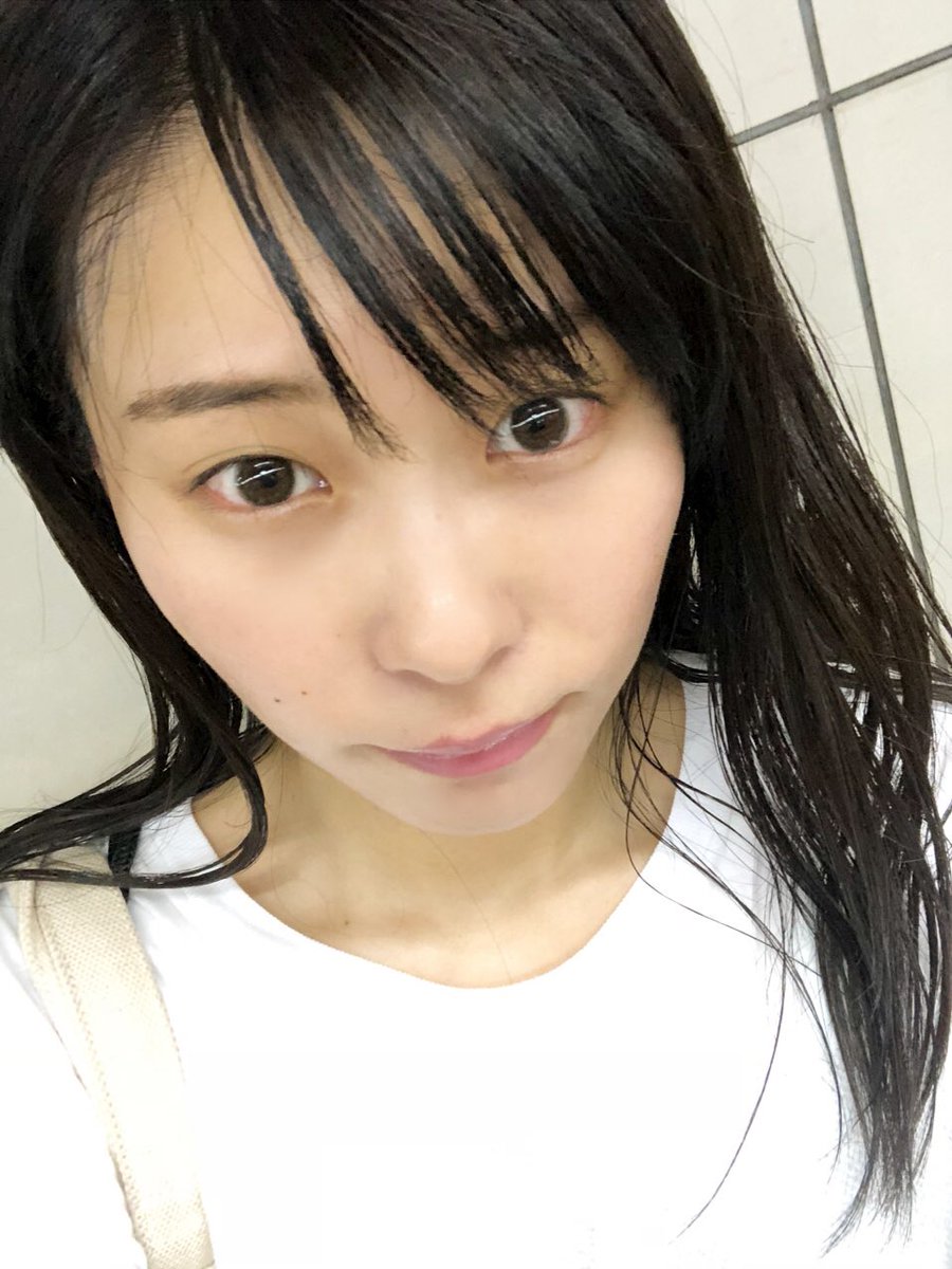 塚田綾佳 あやぽん 今流行りの 濡れ髪 にしたら 市民プール帰りの女の子にしか見えない件 コスプレ 市民プール帰りの 女の子 こんなはずじゃなかった