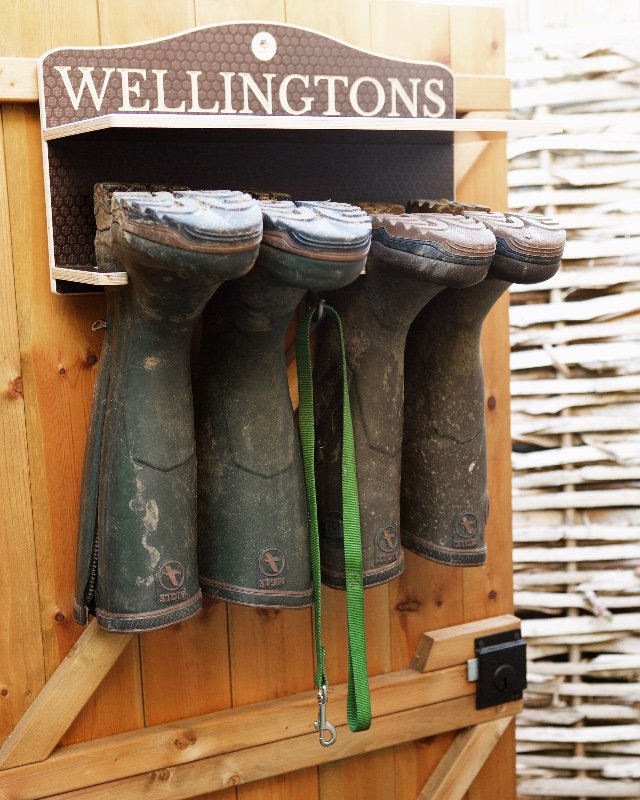 ChesterandCooke's tweet image. Day 6 of our 10% Donation to @PKDCharity Today we are offering 10% off our popular #WellyRack code LCC8JFZR4369  until 14th July. A great time to get organised &amp;amp; store them nicely. #Wellies #DogWalkers #Personalisation #equestrian #countryliving  SHOP NOW chesterandcooke.co.uk/products