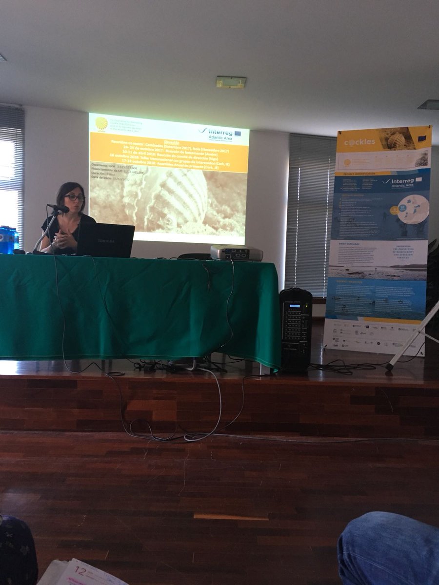 Comienza el taller de <a href="/COCKLES_project/">COCKLES Project</a> en la Cofradía de #Cambados Nuestra compañera <a href="/Rosafdzot/">Rosa M. Fernandez Otero</a> habla de este proyecto para recuperar la pesquería del #berberecho