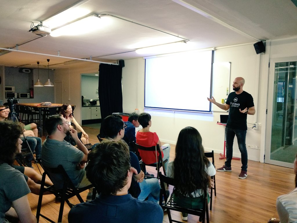 Gracias <a href="/ICayuela/">Ivan Cayuela</a> por enseñarnos el arte de entender al cliente!
<a href="/itnig/">Itnig</a> #foundercon