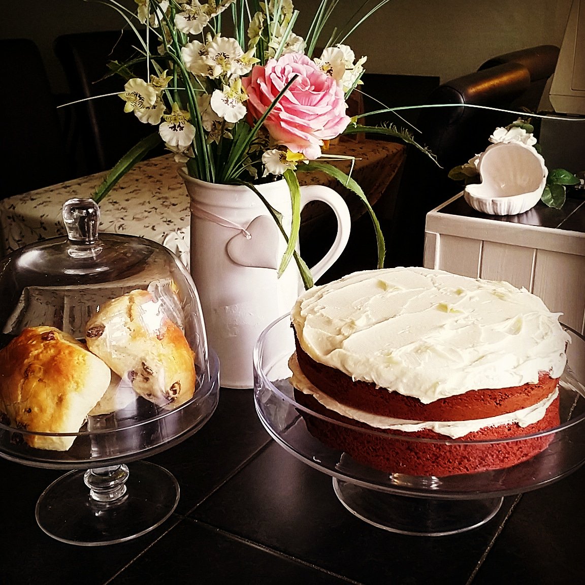 Secretgardenpen's tweet photo. Homemade Red Velvet Cake
#delicious #redvelvet #homemade #bake #bakingbeginner #lakedistrict #penrith #IceCreamGarden #localfood #totallylocally #discoverpenrith #cake https://t.co/Lhb1QDkcjA