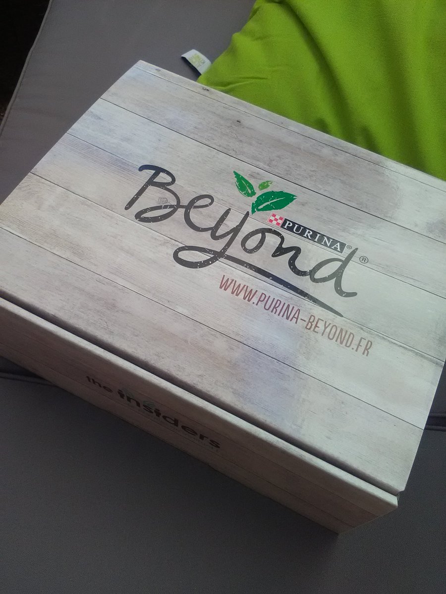Ptitang011's tweet photo. J'ai été sélectionnée par @TheInsidersFr pour tester la gamme beyond de @purina. Y'a plus qu'à faire tester ça à mes amour de 🐈 ^^ #theinsider #insidersbeyondchat #purina #purinabeyond #croquettes #chat #testdeproduit #beyondpurina #ingredientsnaturels #alimentpourchat https://t.co/twOCNizF84