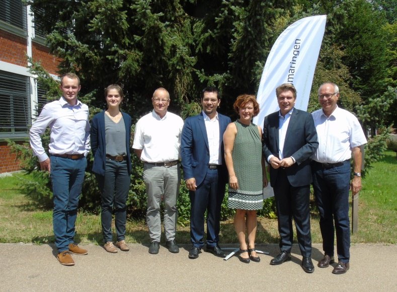 WFS_Sigmaringen's tweet photo. @Thomas_Bareiss, Parlamentarischer Staatssekretär beim @BMWi_Bund und @Bundestag Abgeordneter, war im Zuge seiner Sommertour in der @WFS_Sigmaringen. IQ SIG, Zweckverband im Kasernengelände und @InnoCamp_SIG.  Wir danken Thomas Bareiß für seinen #Besuch und seine #Unterstützung! https://t.co/wB6Gc7u6ru