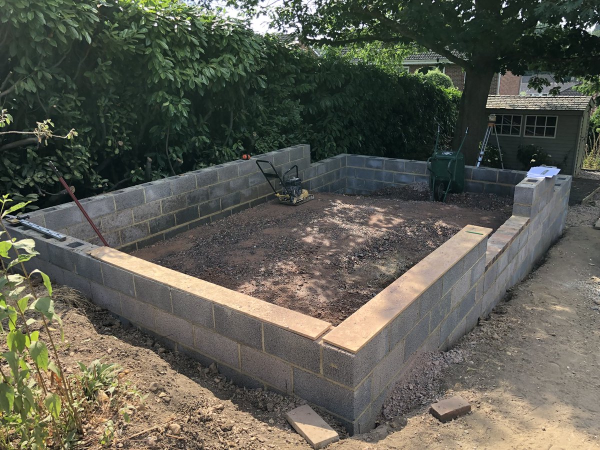 crgroundwork's tweet photo. In Romsey we’ve completed the foundations and blockwork for the evening terrace. #colinrogersgroundwork #avizestructuralengineering #tealsgardeningservices #dogwonder https://t.co/HKQ3KKWR7R