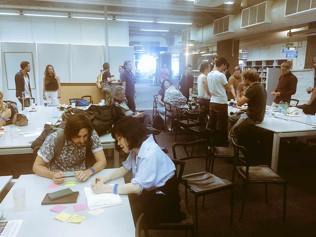 Hard working groups at our workshop building new principles for #opensource #communities at #fabcitysummit <a href="/growstack_org/">GROWSTACK</a> @designcentret