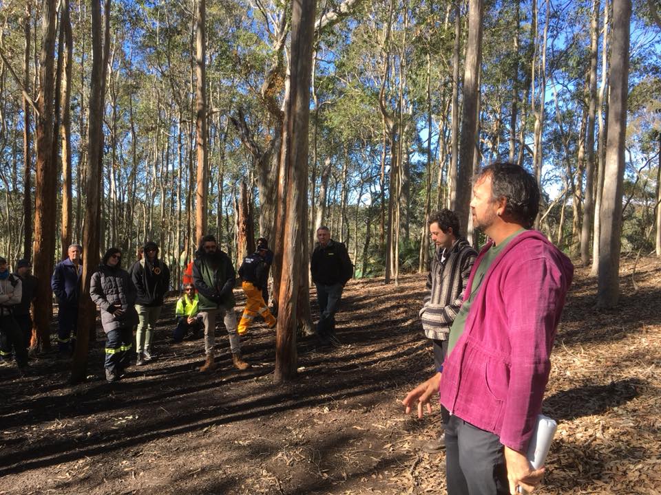 Learning how to read country &amp; tell if it’s healthy or not. Victor Steffensen at National #Indigenous Fire Workshop <a href="/bundanon/">Bundanon</a> <a href="/CapeYorkNRM/">Cape York NRM</a> #IndigenousFire