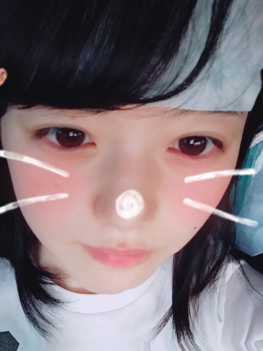 S G 萩田 帆風 はぎた ほのか Twitterissa 球技大会楽しかったけど 多分熱中症だこれ 冷えピタと冷たいのさいくううう