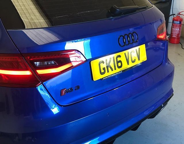 JakeWrapper's tweet image. Window surrounds and badges de-chromed for @jonessyrs3 💀👌🏼
For pricing, please dm us or email 📩 jake@basewraps.co.uk
#rs3 #audirs3 #basewraps #wrapped #blackpack #chromedelete #audi #newcastlecars #automotive #styling #vehiclewraps #itaintpaint ift.tt/2KVG4Pe