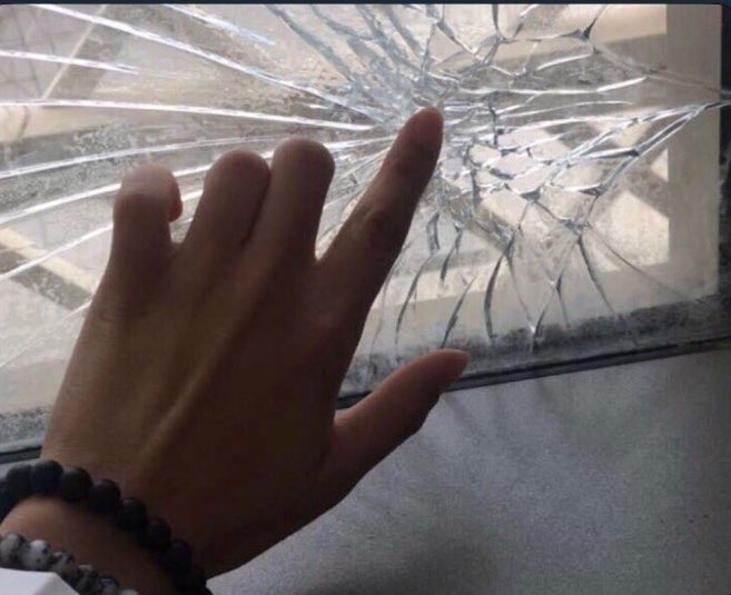 Prl2_'s tweet image. اذا لمست قلبي هالفتره: