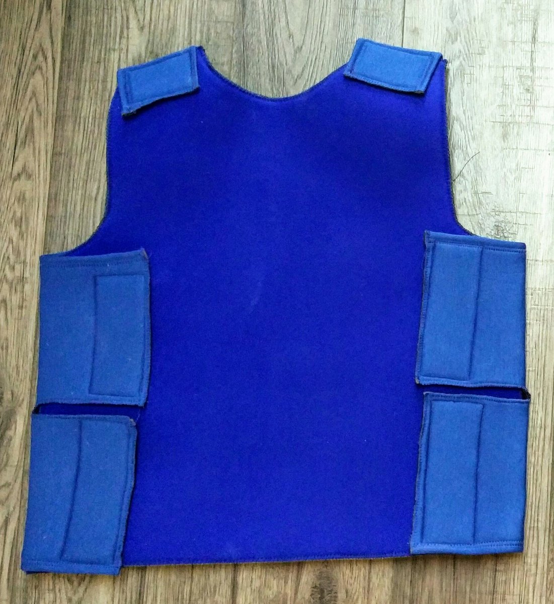 FreshAirButtons's tweet image. Coming next week! Handmade Deep pressure vests for children. You can pre-order with me now. No deposit required. £25 + £3.95 postage  #deeppressure #pressure #OccupationalTherapy #therapy #therapeutic #sensory #SPD #autism #Neurodiversity #handmade #senses #reasonableadjustments