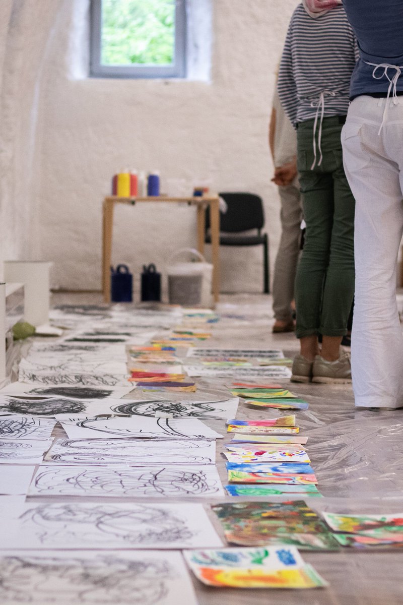 Mind_Events's tweet image. Töpfern, QiGong und Intuitives Malen – nur eine kleiner Ausschnitt der zahlreichen Workshops, die bei der #MIND2018 für eine gelungene Abwechslung sorgten. Danke an alle Leiter/innen für die grandiose Arbeit! #mindfulness