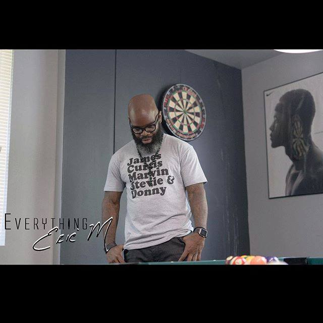 EverythingEricM's tweet photo. Hitting the bullseye is a term for an unexpectedly good sucess🤔! Go subscribe to my YouTube page new content Sundays at 3! #everythingericm #himheratl #ericthabarber #barber #atlanta #atlantabarber #chairtalk #sandyspringsbarber #freshcut #sandysprin… https://t.co/UWeHfzpien https://t.co/ol3F4kwIEH
