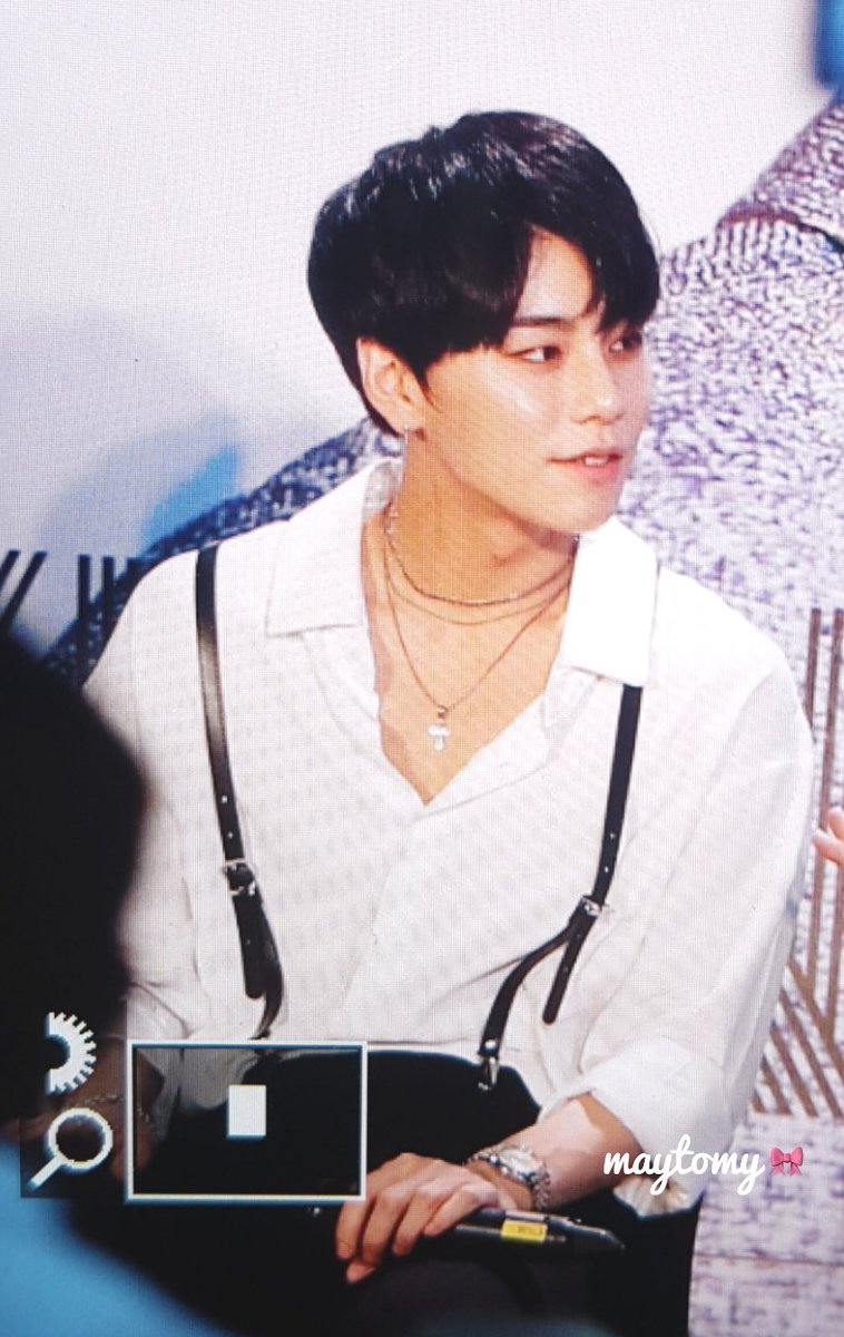 maytomy0523's tweet photo. 180713 #김상균 #KIMSANGGYUN #상균
ㄴㅁㄴㅁ 잘생겼어.. https://t.co/EgAvDak7pT