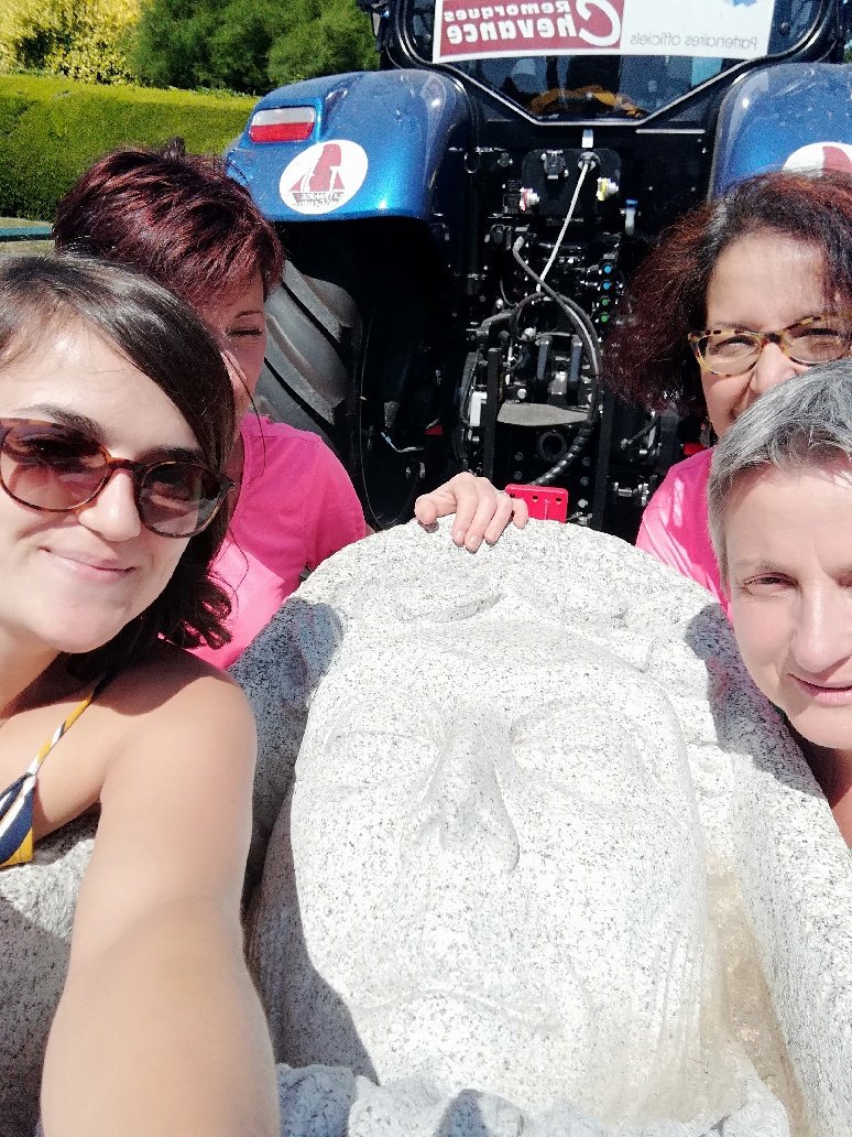 agricultrices's tweet photo. Elles sont visibles #Agriculture# féminin# Bretagne# St Piran#Vallée des Saints# https://t.co/zx4xsBBdnV