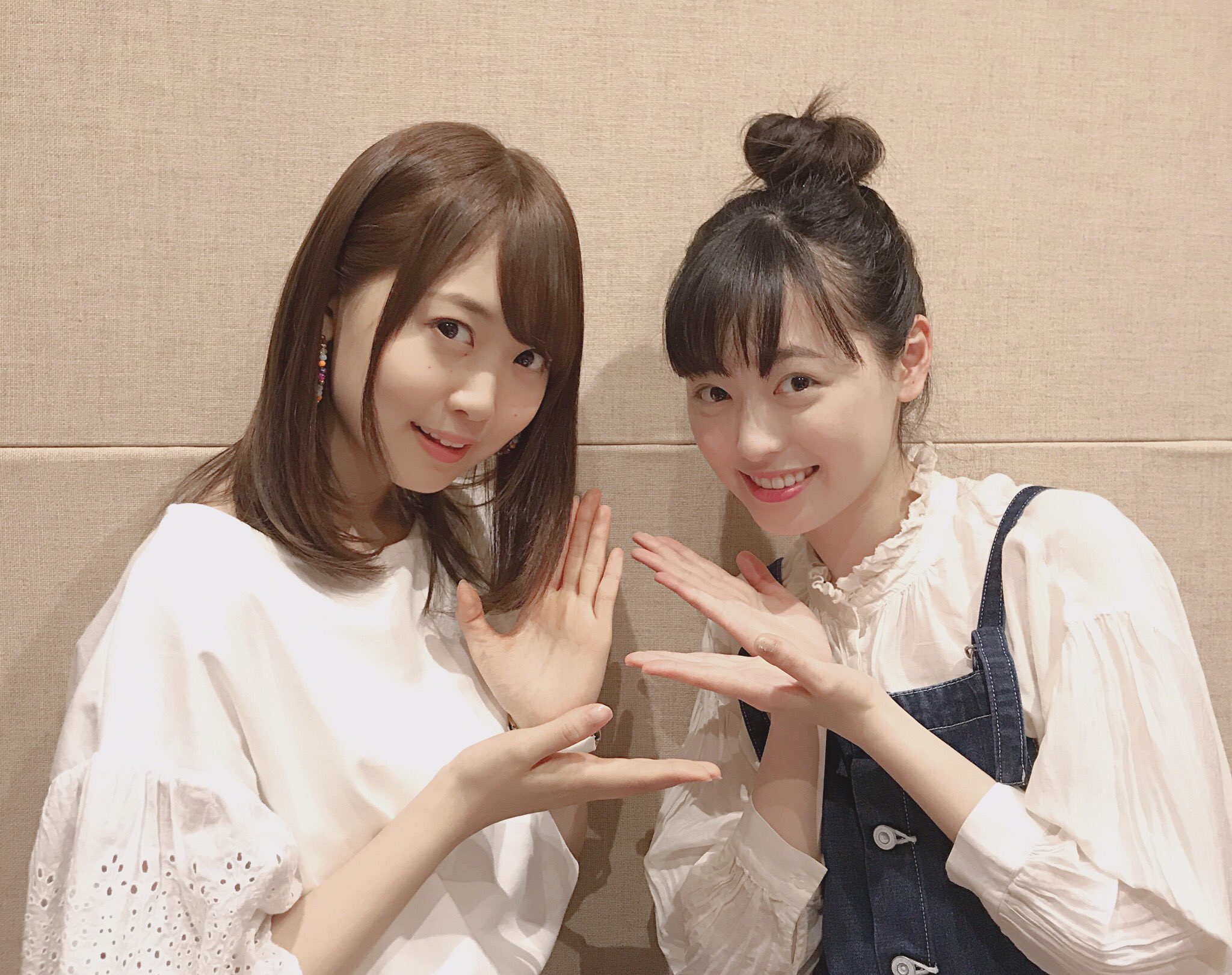 【大型配送タイプ】福原遥さん掲載2ページ（A3サイズ配送）#3775 163169-6-