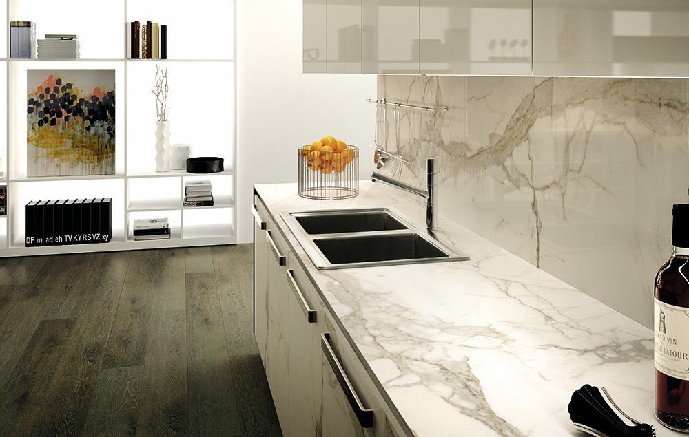 LinearLondon's tweet photo. Whatever style or shape your kitchen intends to take, we have the tiles to go with it💂🏻‍♀️👨🏻‍🔧
#interiordesigner #interiordesignideas #tiles https://t.co/noRqdWTrux