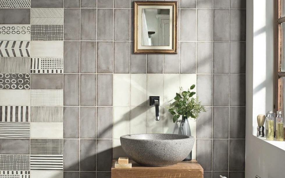 LinearLondon's tweet photo. Whatever style or shape your kitchen intends to take, we have the tiles to go with it💂🏻‍♀️👨🏻‍🔧
#interiordesigner #interiordesignideas #tiles https://t.co/noRqdWTrux