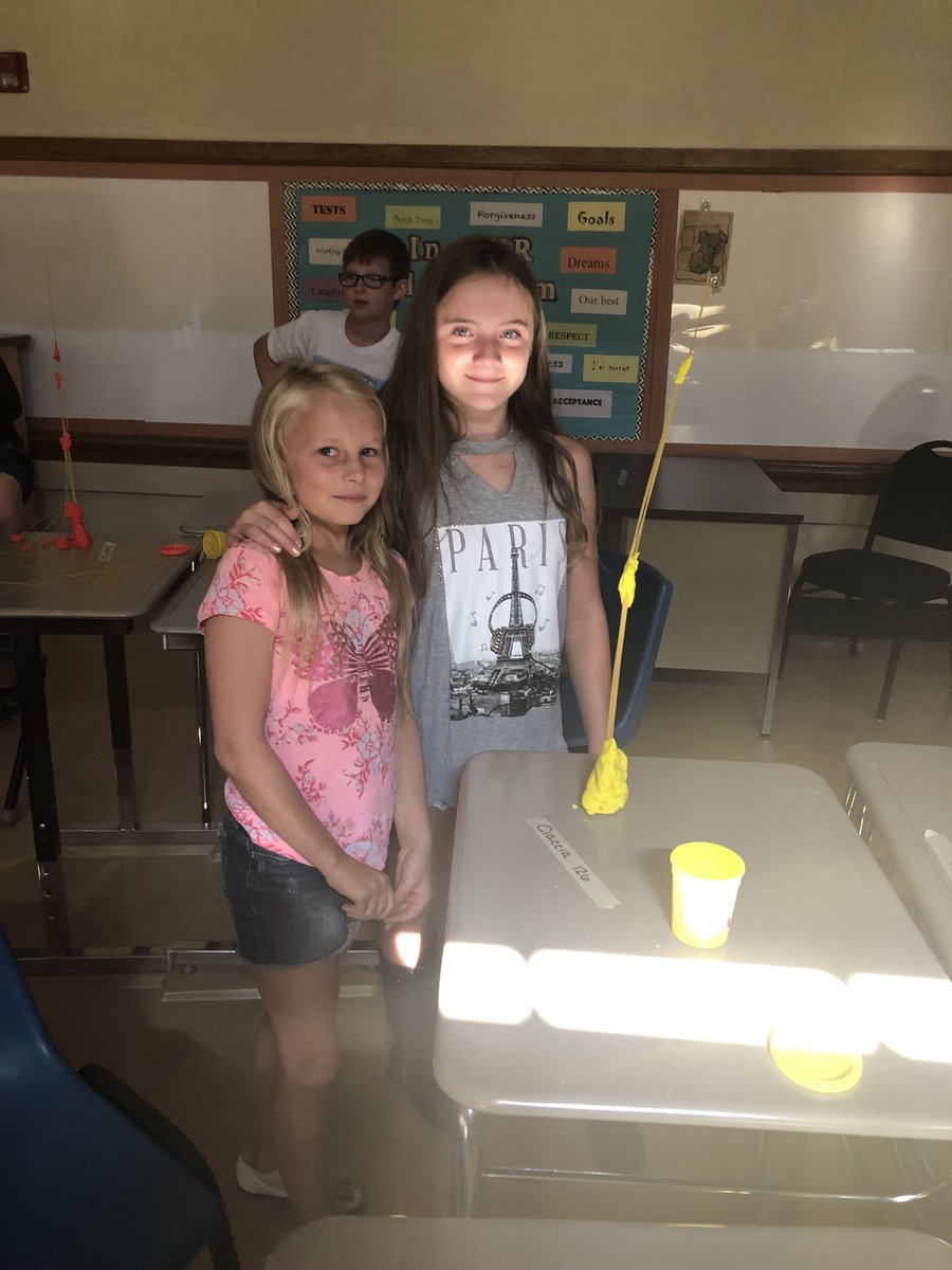 n0rthernenglish's tweet photo. STEM Class used spaghetti and hypothesized whether marshmallows or play dough would help them build a higher tower. Consensus? Play dough might be stronger. #summerprogram2018 #rscs #rscssummerprogram https://t.co/04TlpJAvEe