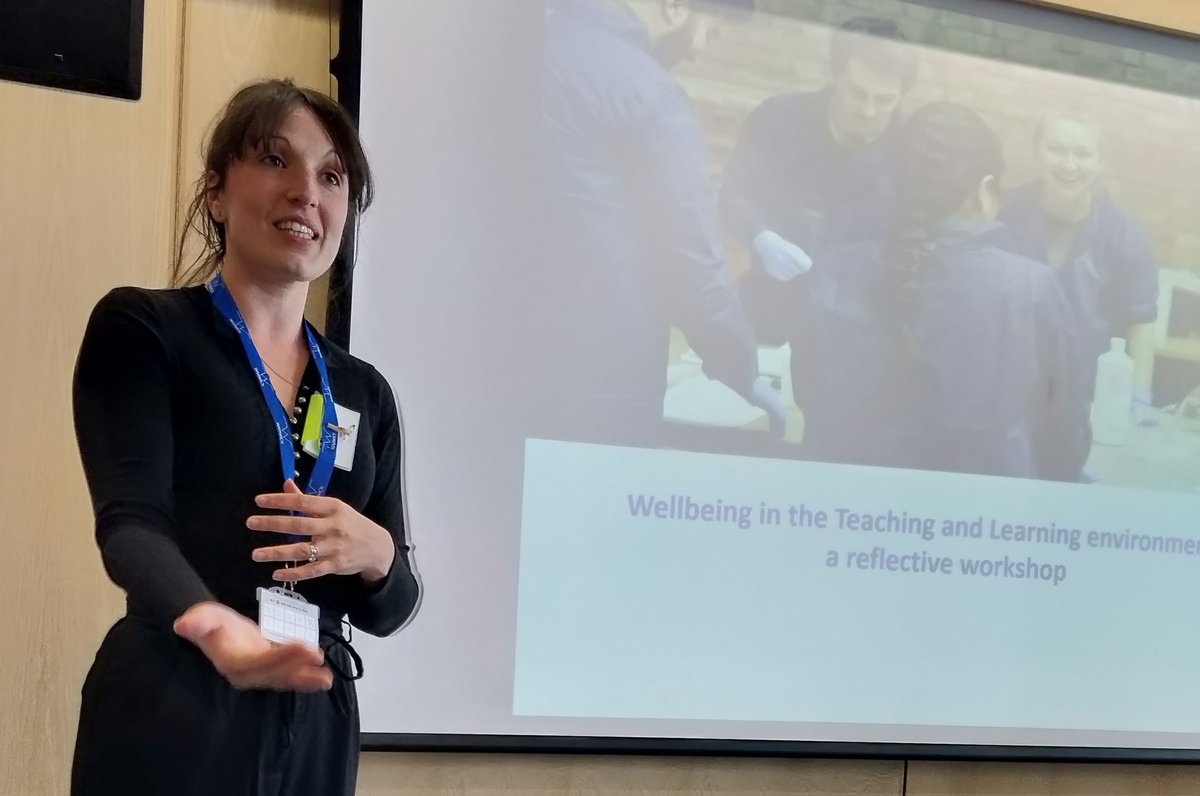 Support Warwick Uni tweet media