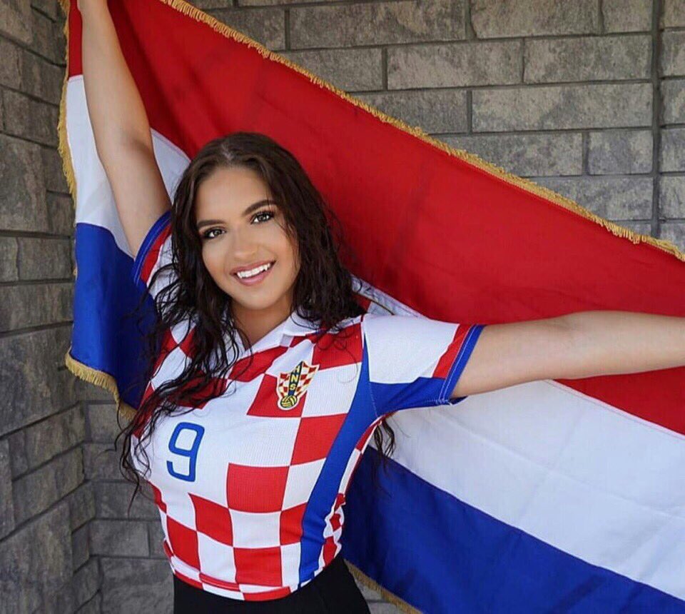Красивые хорватские девушки