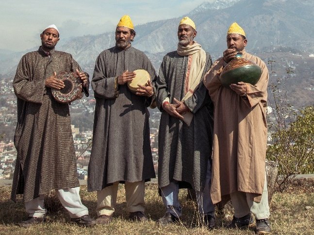 ZuberiSpeaks's tweet image. I will be listening sarangi for the first time in new song #HaGulo by 
#CokeStudioExplorer 

#CokeStudio