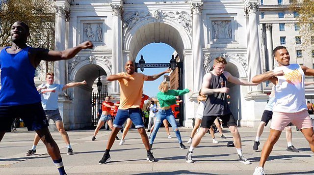 whoisclubmob's tweet photo. Screenshot of our EPIC flashmob in Marble Arch, just released on YouTube, so head over to the Club Mob channel and check it out RIGHT NOW!!! #flashmob #marblearch #london #clubmob #gotmobbed https://t.co/XjH5q0iIqR https://t.co/RuMSBr5PWe