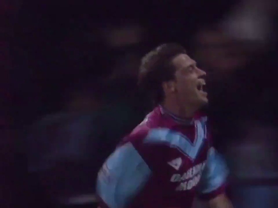 Happy Birthday to the legend that is Tony Cottee! Have a great day mate      